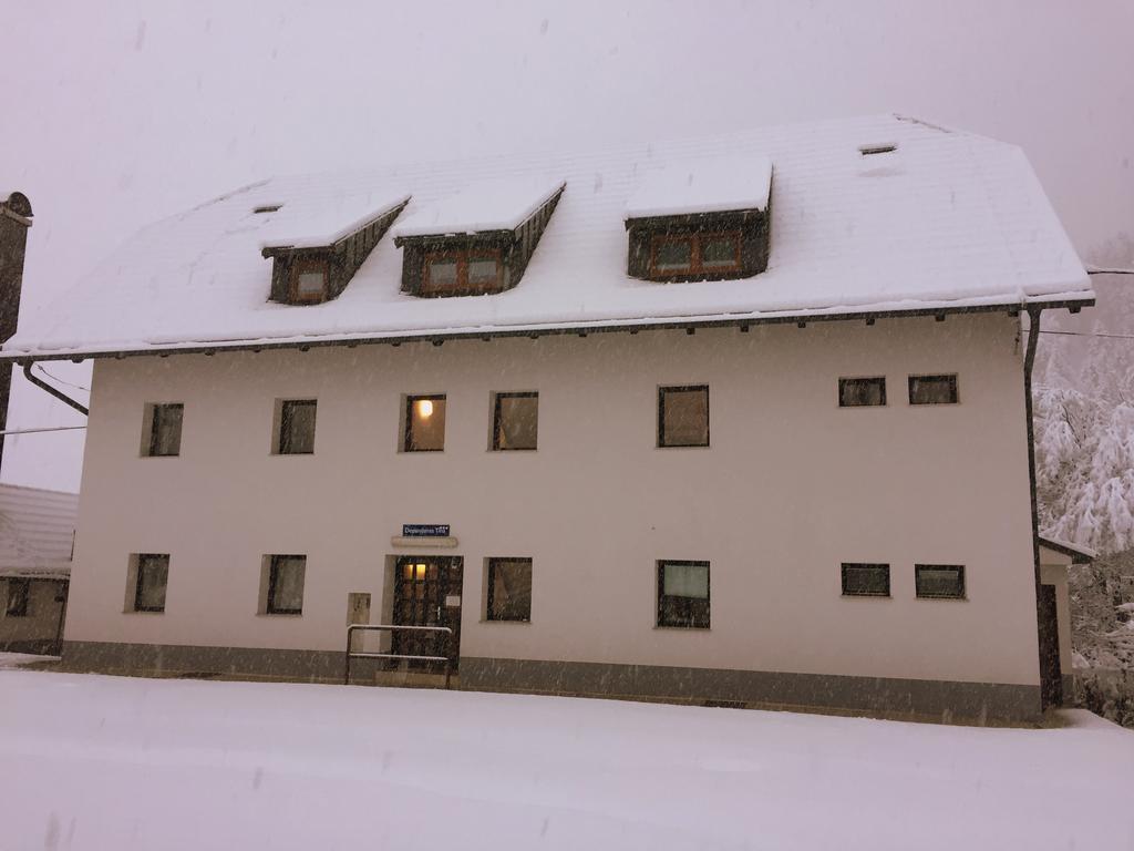 Apartmaji In Sobe Tina Kranjska Gora Exterior foto